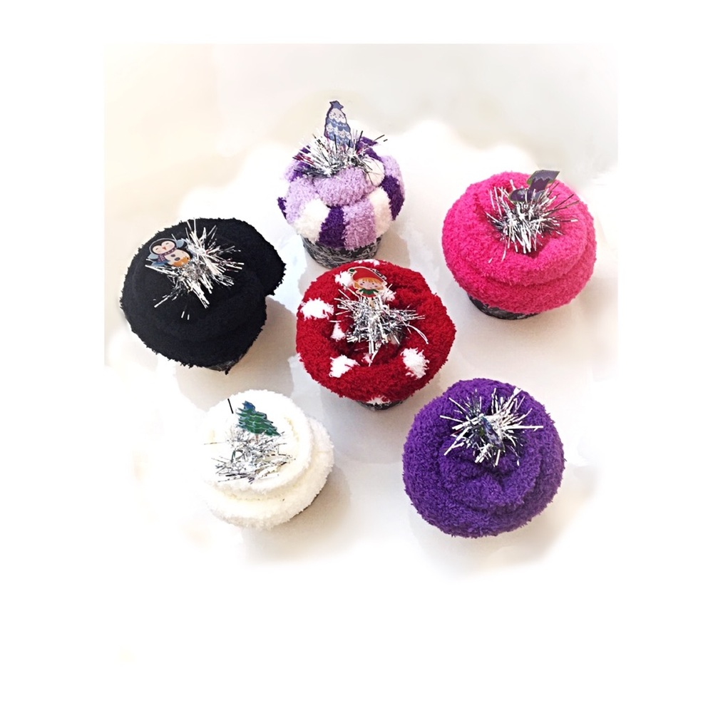 Sofisticata Fuzzy Cozy Socks Cupcakes Holiday Gift